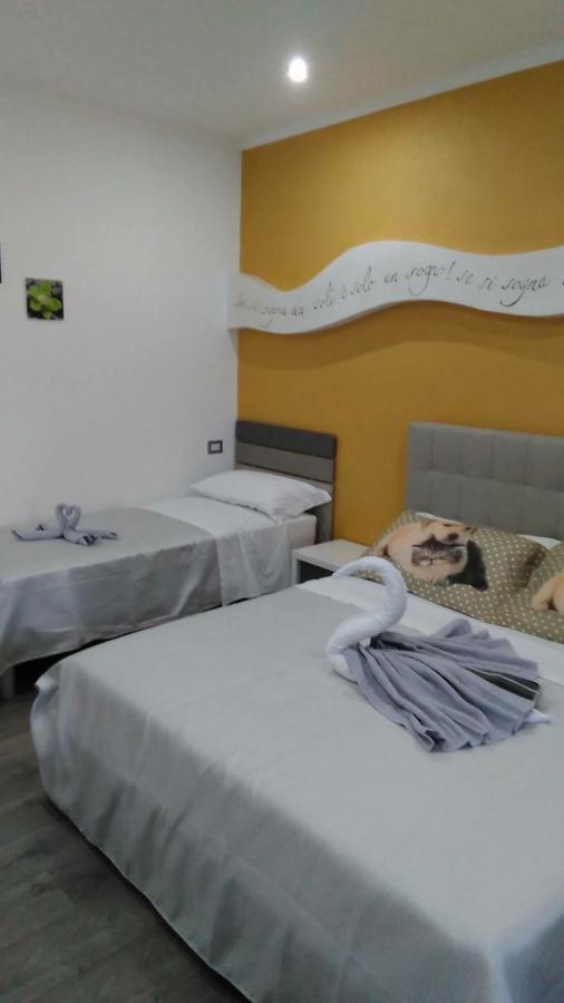 Cavriago Dolce Vita Lovely Suites الغرفة الصورة